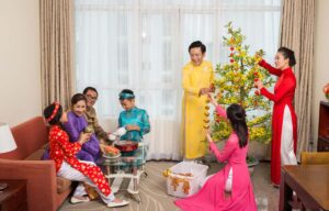 Dọn dẹp nhà cửa đón Tết