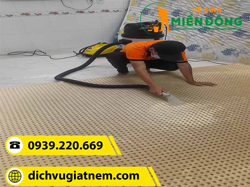 Dịch vụ giặt nệm đến tận nhà