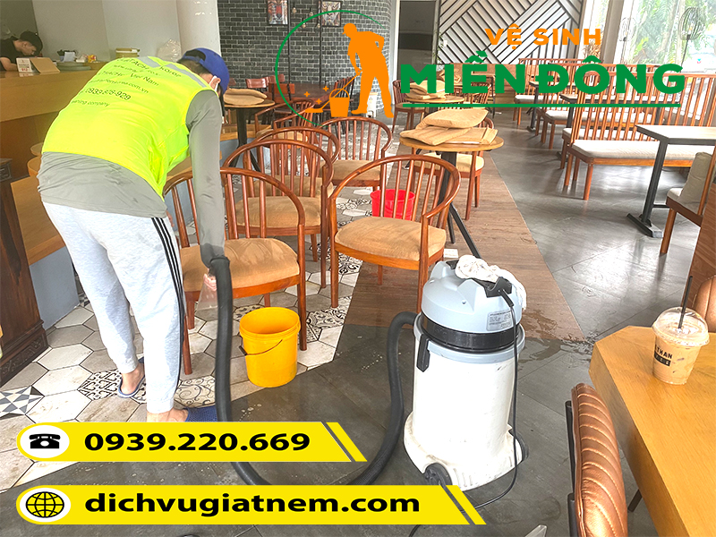 Giá giặt ghế sofa tại Vệ sinh Miền Đông