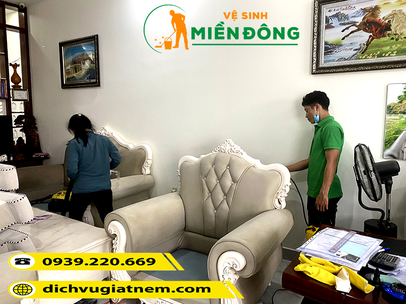 Quy trình dịch vụ giặt ghế sofa tại Quận 7 của Vệ sinh Miền Đông 