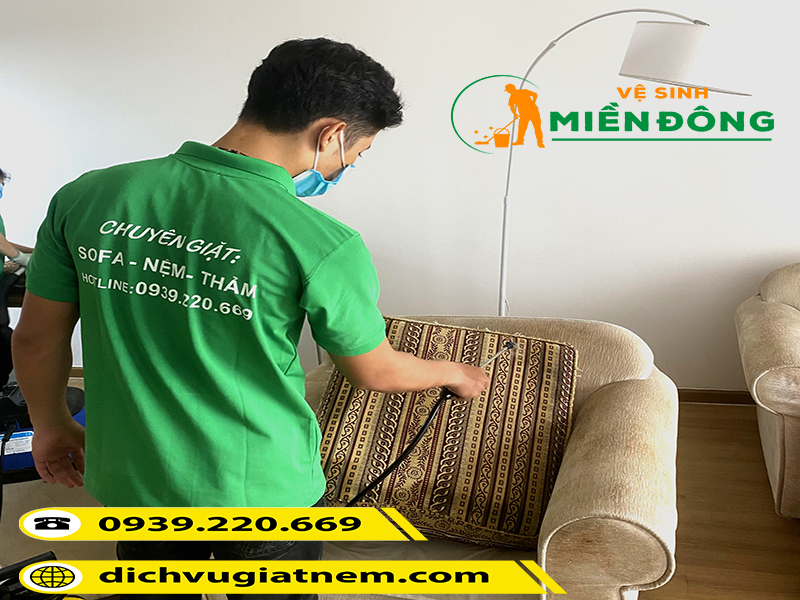 Quy trình giặt ghế nhanh chóng chuyên nghiệp tại Vệ sinh Miền Đông