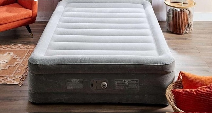 Nệm hơi bị xì phải làm sao? Các bước khắc phục nhanh và đơn giản tại nhà 1 nem-hoi-bi-xi-phai-lam-sao