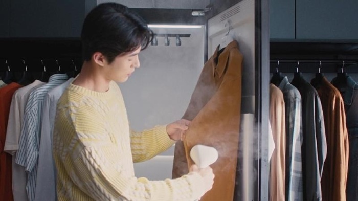 Cách khử mùi gián trên quần áo hiệu quả triệt để