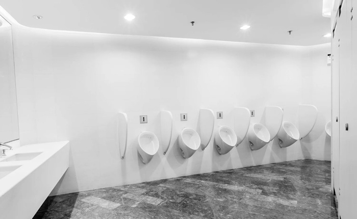 khử mùi bồn tiểu nam