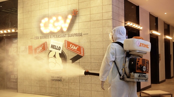 Dịch vụ vệ sinh rạp chiếu phim ở Bình Dương 1 Dịch vụ vệ sinh rạp chiếu phim ở Bình Dương